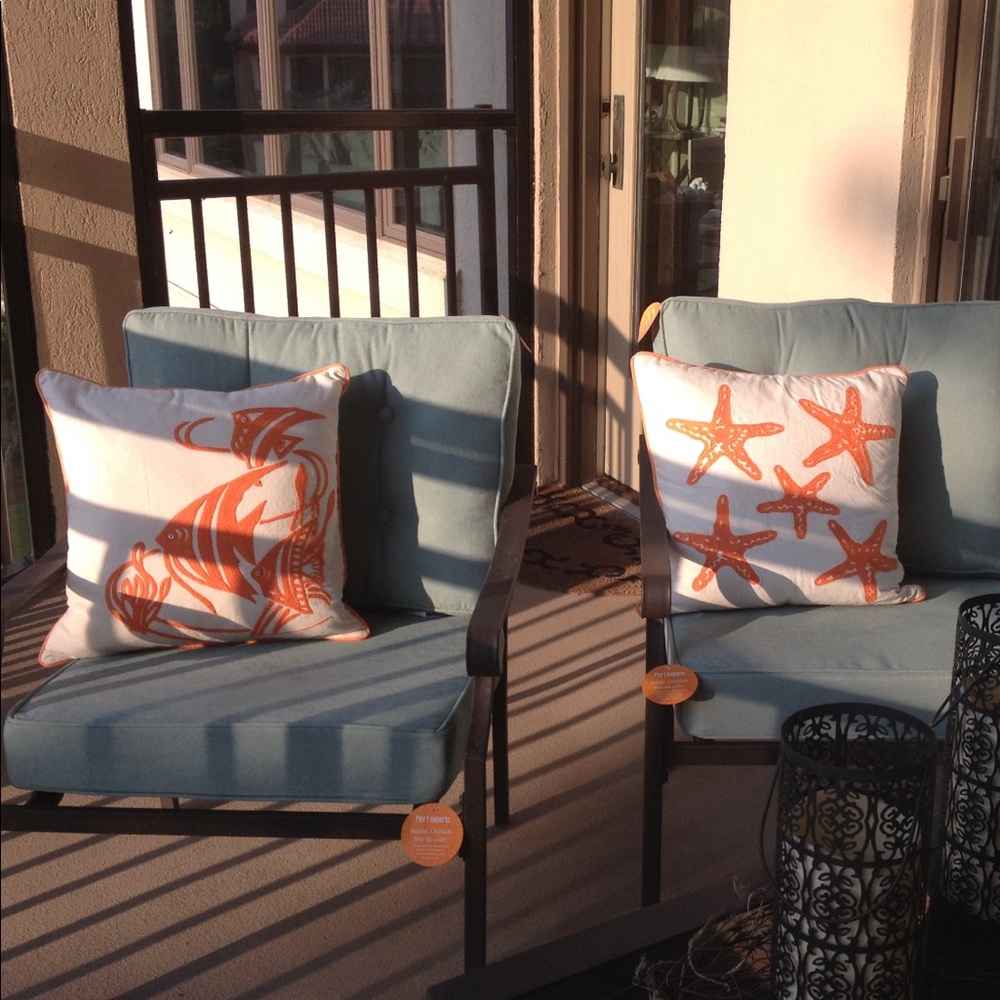 Lava Brand Pillow Cases & Inserts [Set of Two]